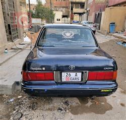تۆیۆتا کراون